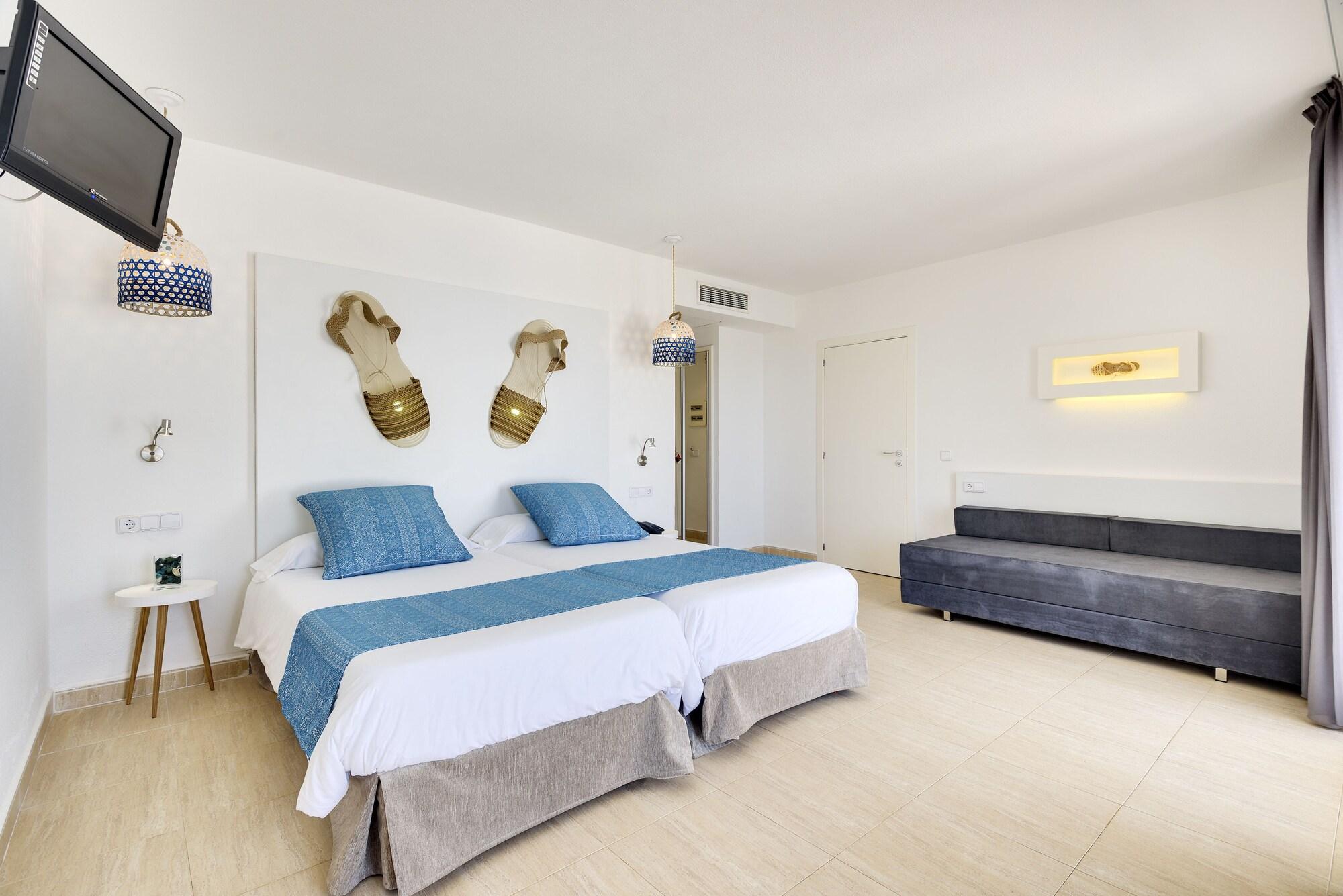 Aparthotel Tropic Garden Santa Eularia des Riu Dış mekan fotoğraf