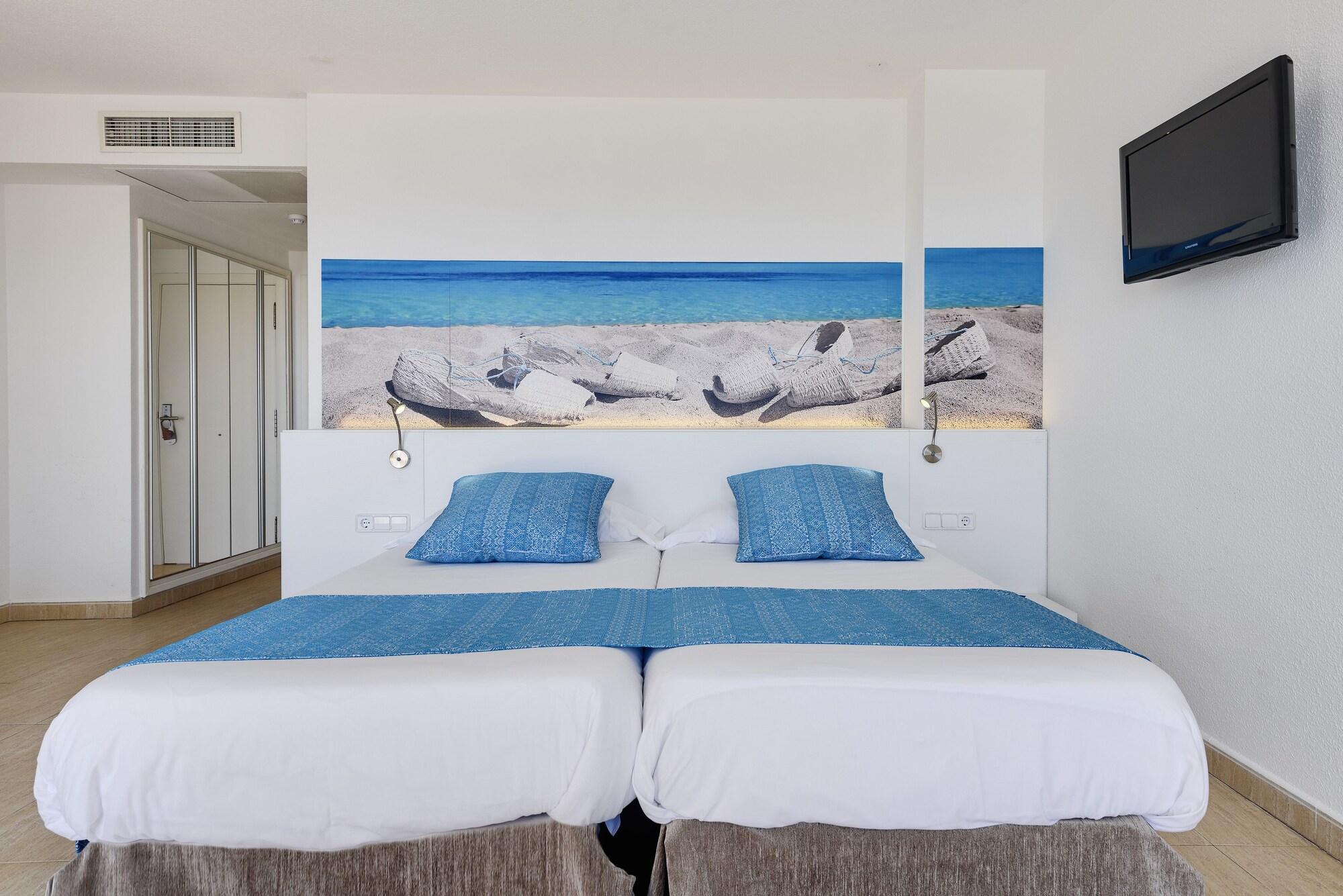 Aparthotel Tropic Garden Santa Eularia des Riu Dış mekan fotoğraf