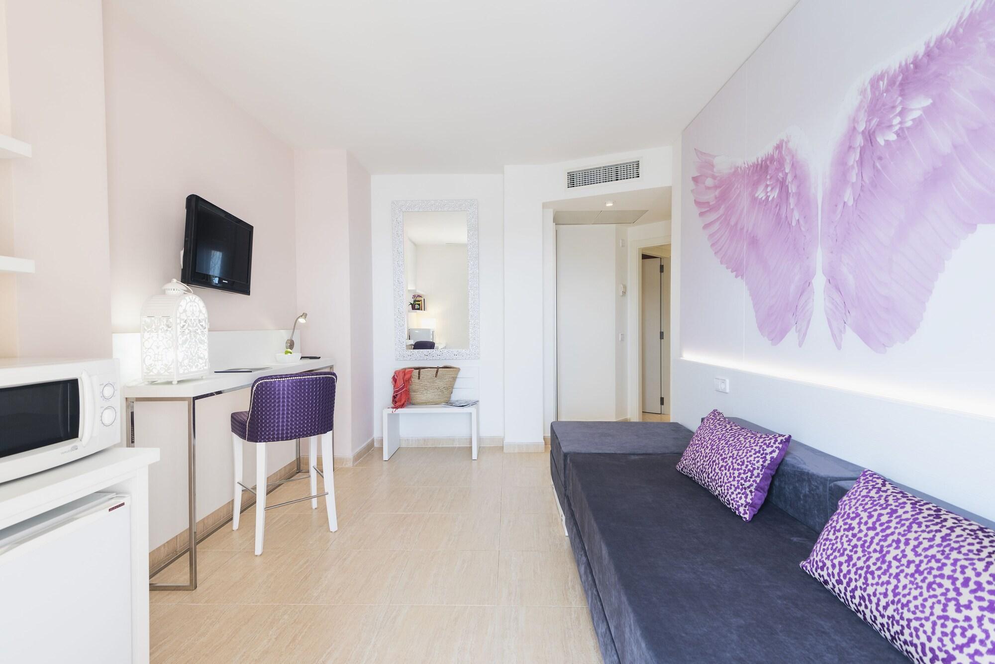 Aparthotel Tropic Garden Santa Eularia des Riu Dış mekan fotoğraf