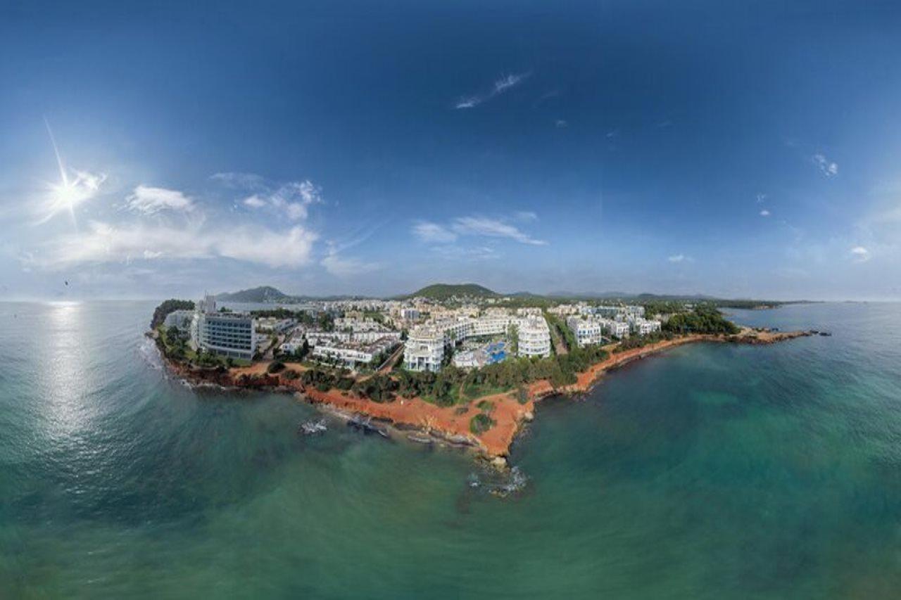 Aparthotel Tropic Garden Santa Eularia des Riu Dış mekan fotoğraf