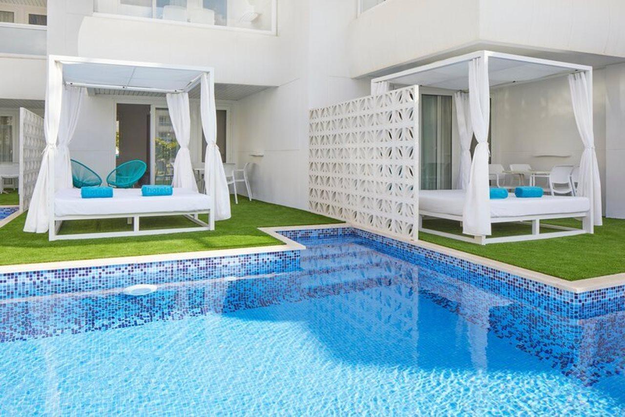 Aparthotel Tropic Garden Santa Eularia des Riu Dış mekan fotoğraf