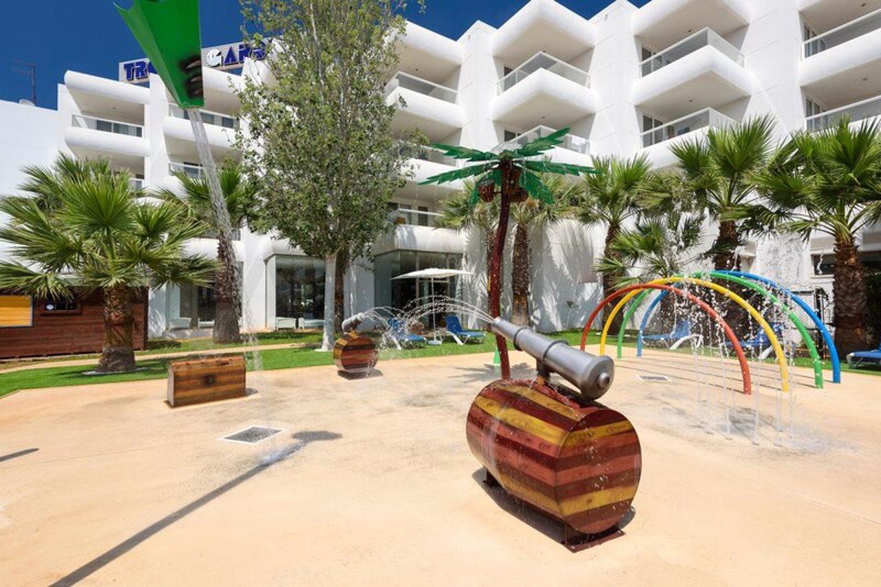 Aparthotel Tropic Garden Santa Eularia des Riu Dış mekan fotoğraf