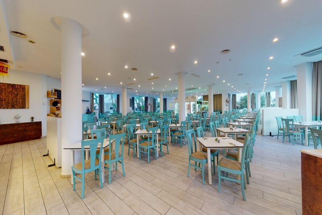 Aparthotel Tropic Garden Santa Eularia des Riu Dış mekan fotoğraf