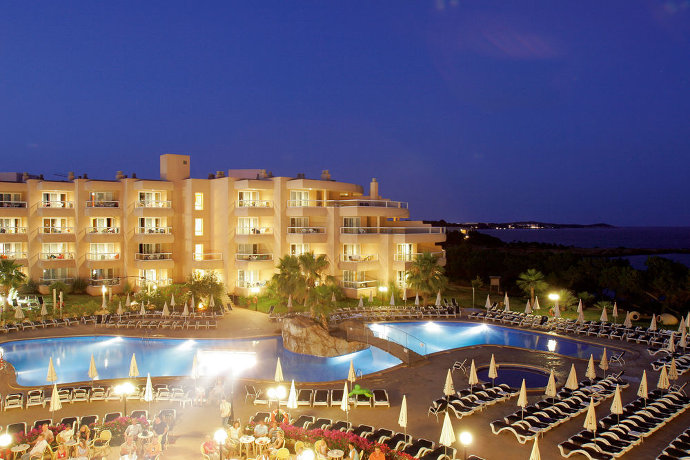 Aparthotel Tropic Garden Santa Eularia des Riu Dış mekan fotoğraf