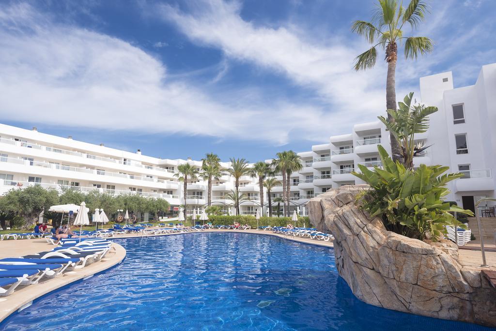 Aparthotel Tropic Garden Santa Eularia des Riu Dış mekan fotoğraf
